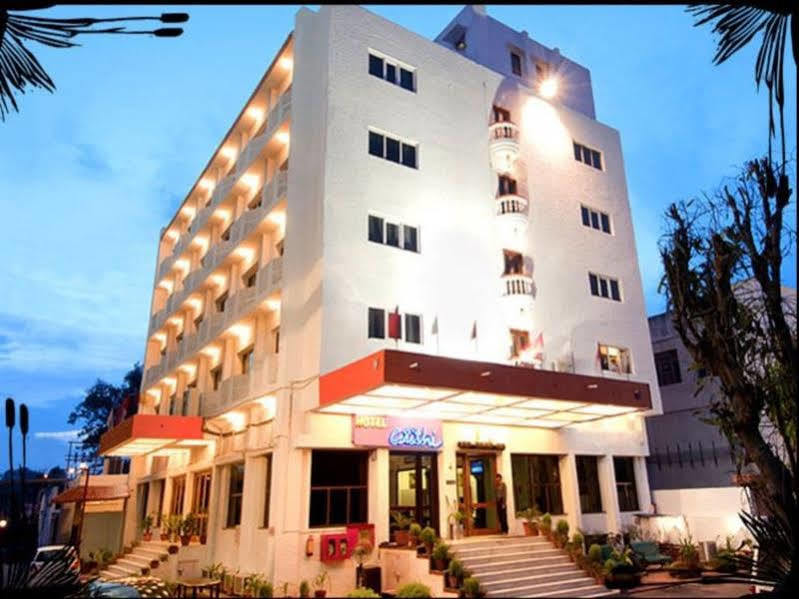 Hotel Atithi Agra  Kültér fotó